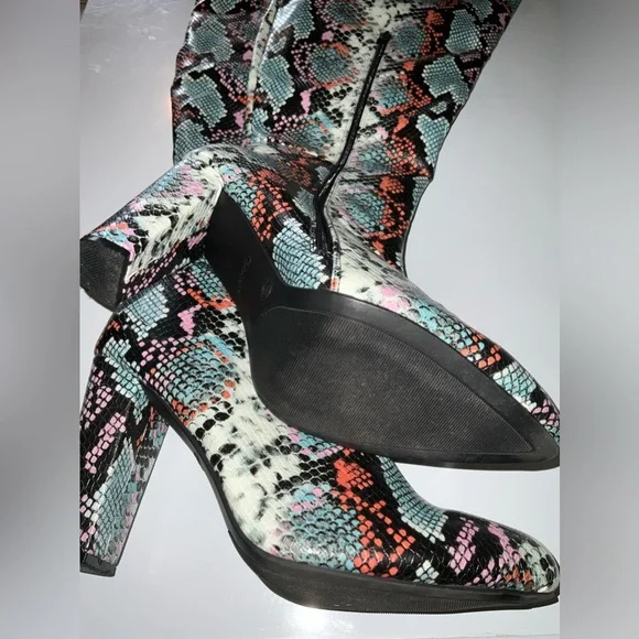 Sophia Taylor, thigh-high chunky heel, multi colored, snake print boots - Picture 5 of 8